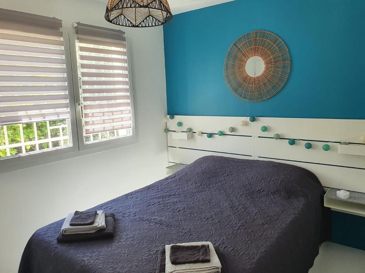Charmant Logement Avec Piscine Saint-Feliu-d'Avall エクステリア 写真
