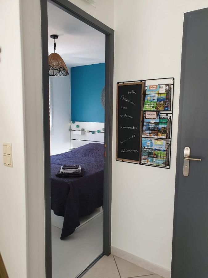 Charmant Logement Avec Piscine Saint-Feliu-d'Avall エクステリア 写真