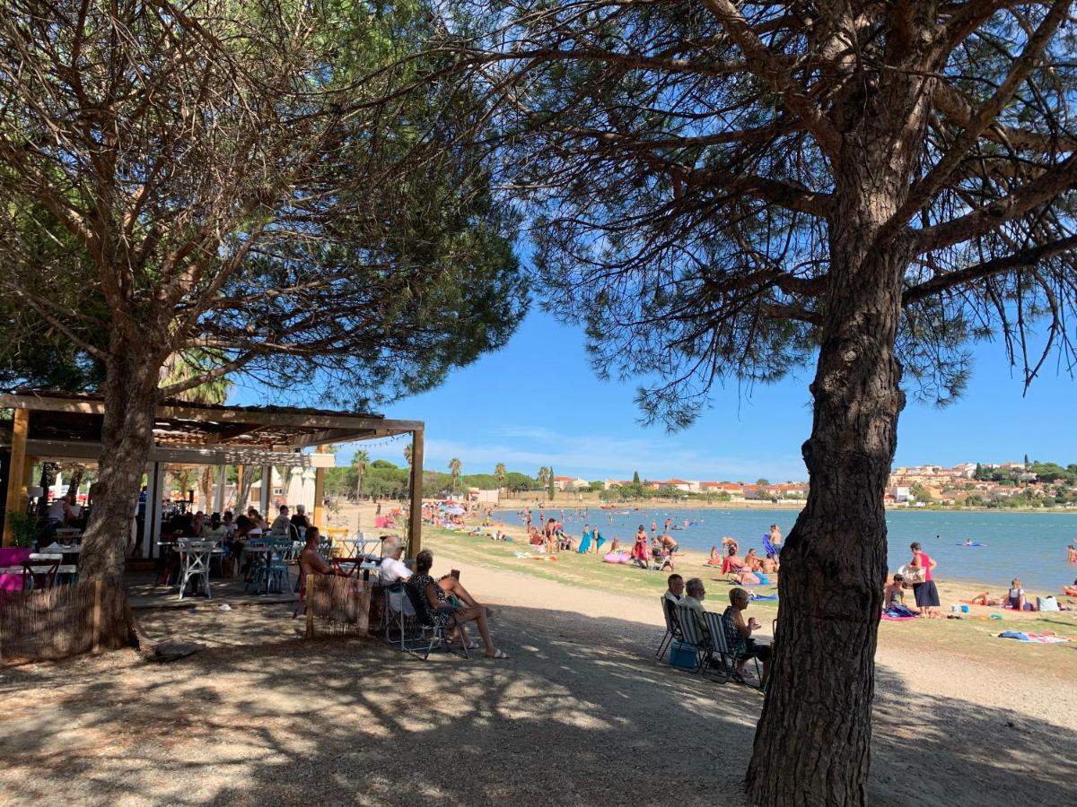 Charmant Logement Avec Piscine Saint-Feliu-d'Avall エクステリア 写真